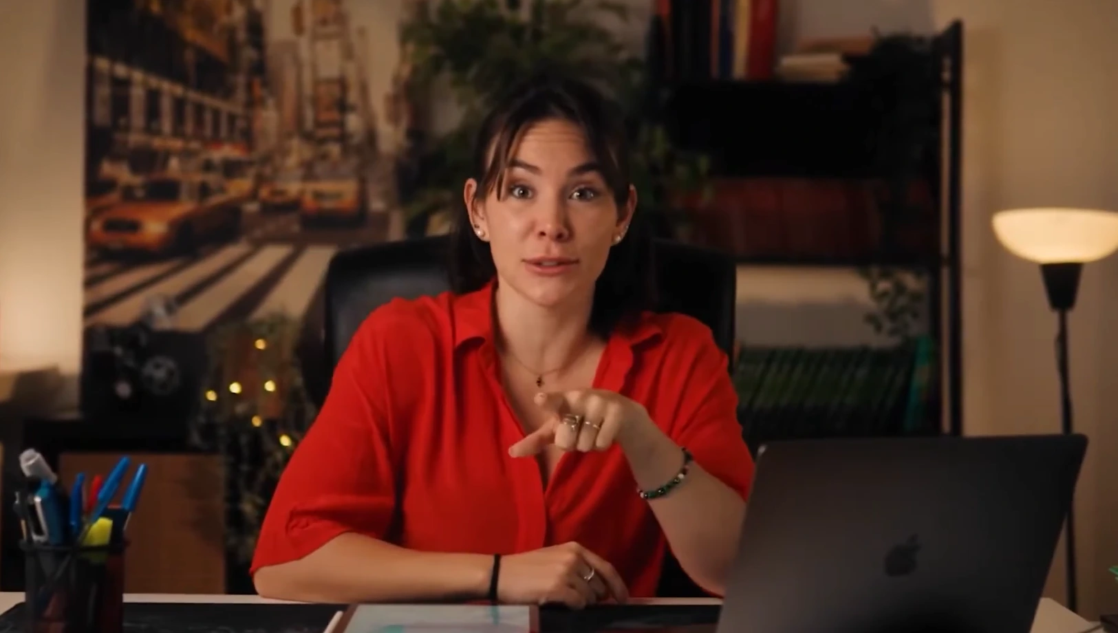 Portada del video para escritorio